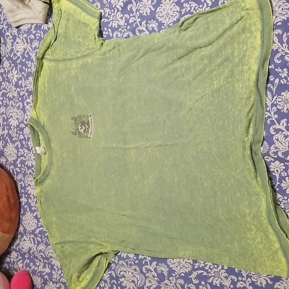 Green tshirt